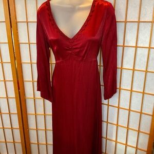 Vintage Y2K cut loose silky feel cranberry midi party dress